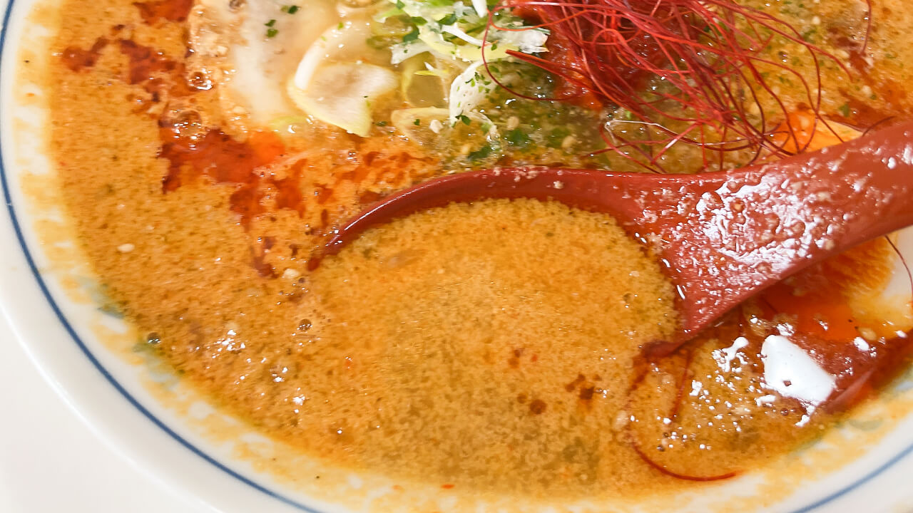 さぶちゃんラーメン 四川風中華のスープ①